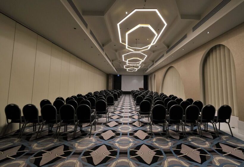 Doubletree By Hilton Antalya Kemer All Inclusive Resort