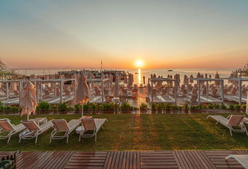 Doubletree By Hilton Antalya Kemer All Inclusive Resort