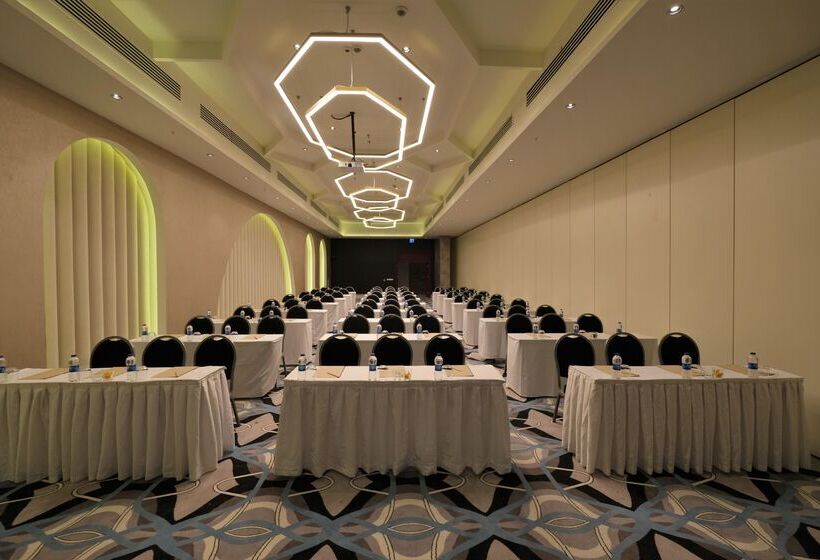 Doubletree By Hilton Antalya Kemer All Inclusive Resort