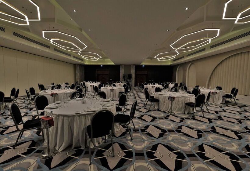 Doubletree By Hilton Antalya Kemer All Inclusive Resort