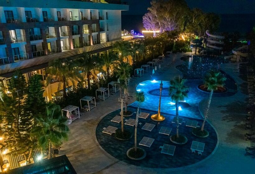 Doubletree By Hilton Antalya Kemer All Inclusive Resort