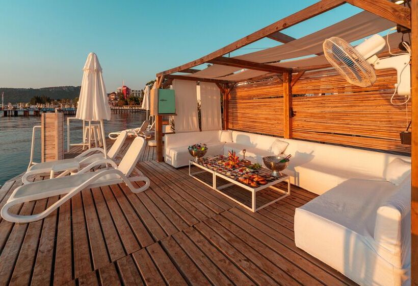 Doubletree By Hilton Antalya Kemer All Inclusive Resort