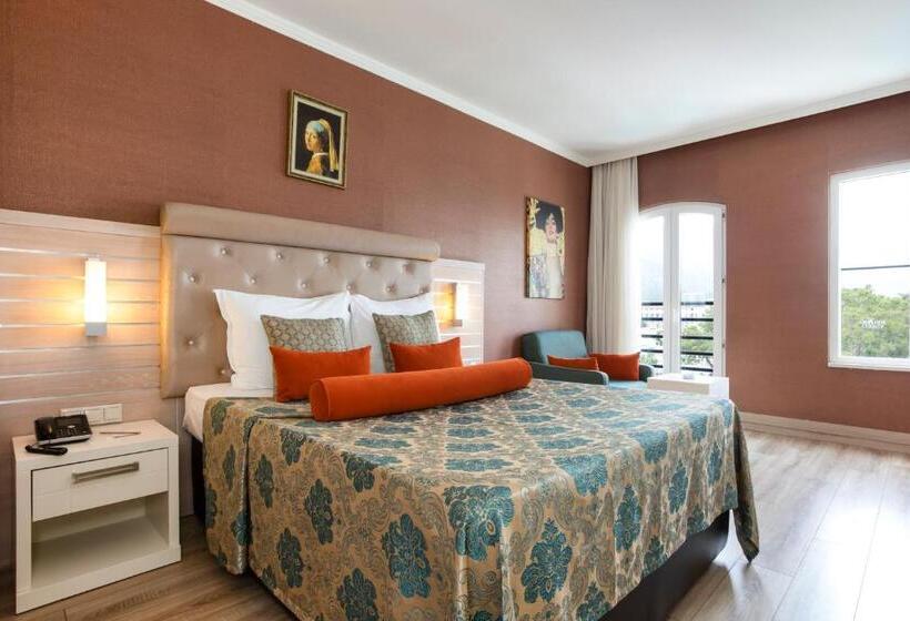 Курорт Orange County Kemer