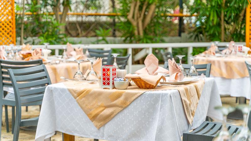 استراحتگاه Queen S Park Le Jardin
