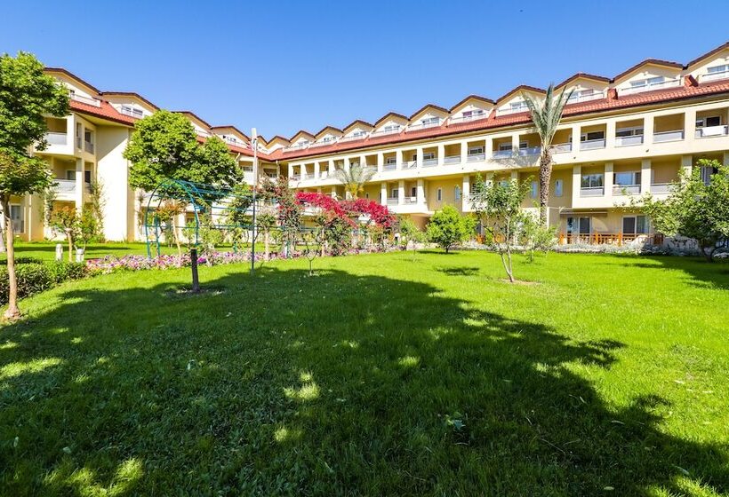 リゾートホテル Queen S Park Le Jardin