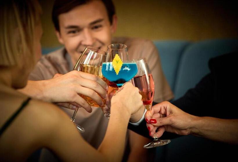 Crowne Plaza Warsaw The Hub, an IHG hotel