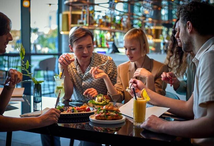 Crowne Plaza Warsaw The Hub, an IHG hotel