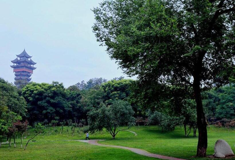 호텔 7days Premium Chengdu East Railway Station Subway Station Branch