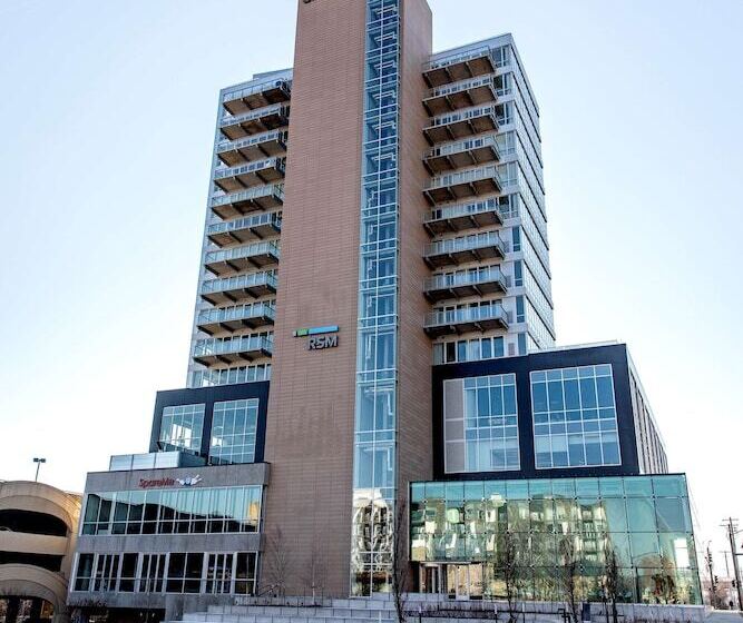 Отель Chauncey Iowa City, Tapestry Collection By Hilton