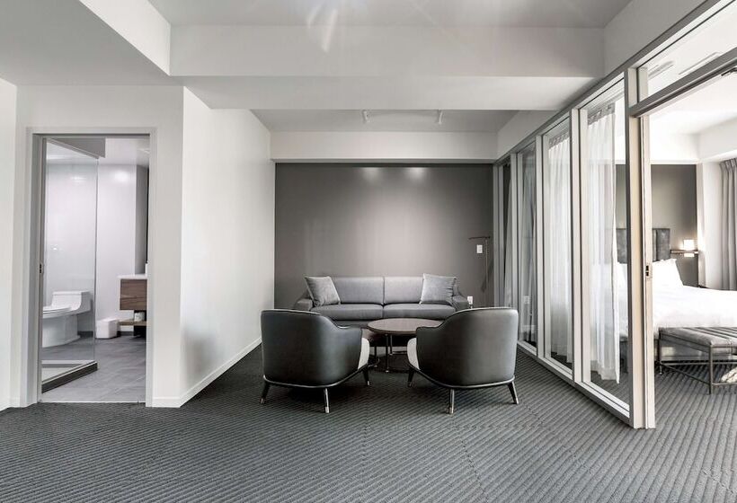 Отель Chauncey Iowa City, Tapestry Collection By Hilton