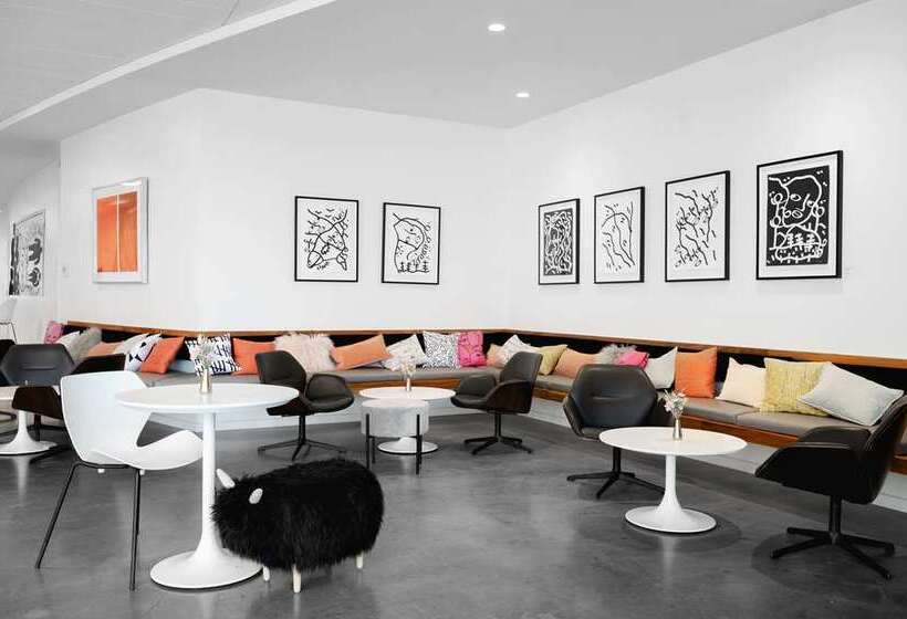 Отель Chauncey Iowa City, Tapestry Collection By Hilton