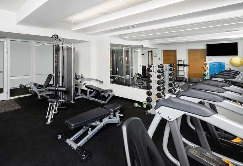 Отель Chauncey Iowa City, Tapestry Collection By Hilton