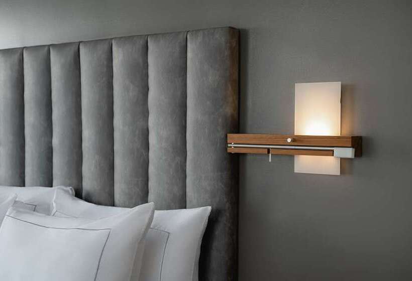 Отель Chauncey Iowa City, Tapestry Collection By Hilton