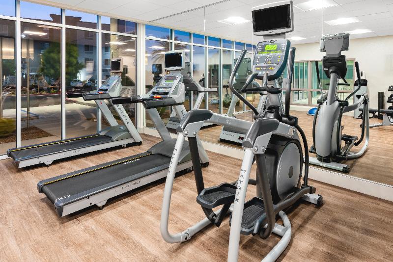 Отель Holiday Inn Express & Suites Suisun City, An Ihg