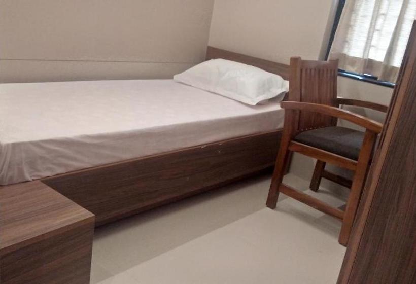 בית מלון כפרי Lemon Residency By Chungath