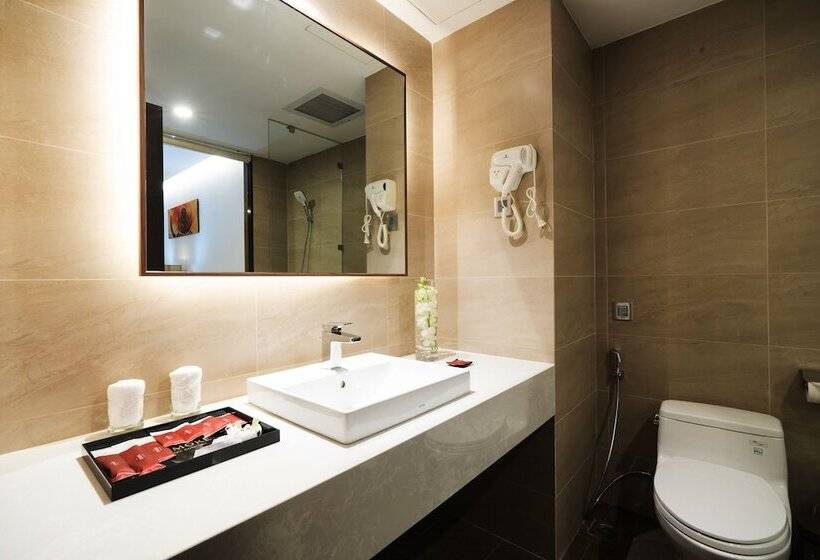 Lemore Hotel Nha Trang