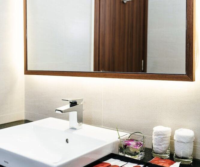 Lemore Hotel Nha Trang