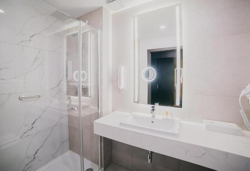 B&b Hotel Warsaw East