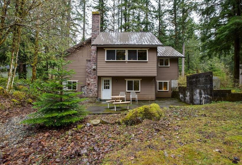 03mbh   Wifi  Pets Ok   Sleeps 26