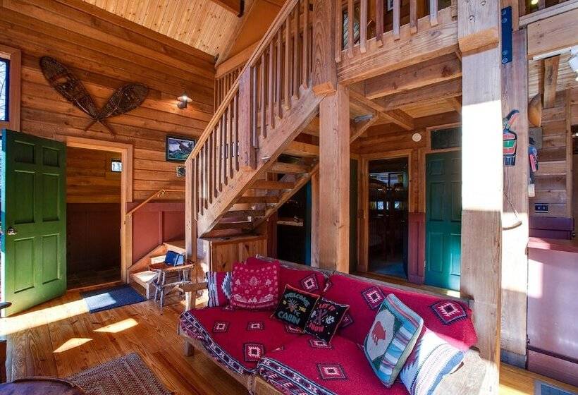 44mbr   Hot Tub  Pets Ok   Wifi   Bbq   Sleeps 6