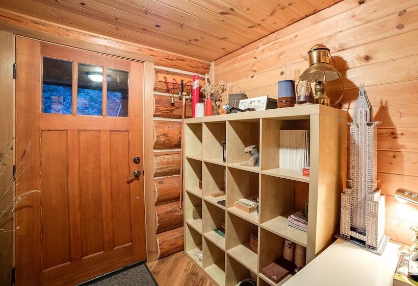 97mf   Lakeside   Dock   Bbq   Pets Ok   Sleeps 6