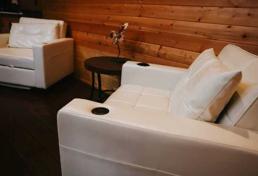 Al S Hideaway Cabin And Rv Space, Llc