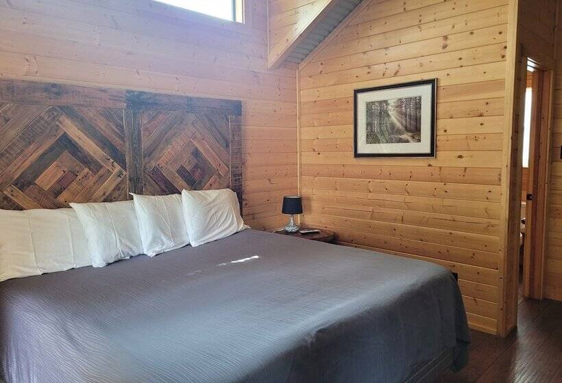 Al S Hideaway Cabin And Rv Space, Llc