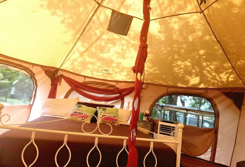 Al S Hideaway Cabin And Rv Space, Llc