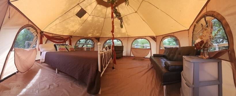 Al S Hideaway Cabin And Rv Space, Llc