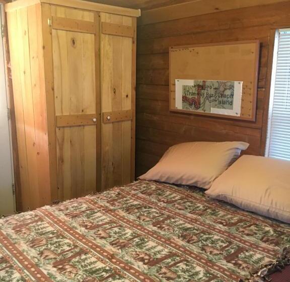 مبيت وإفطار Alaska Log Cabins On The Pond