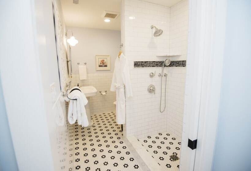 צימר Ashford Acres Inn