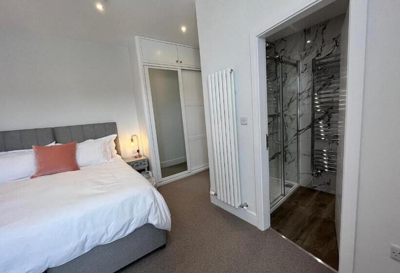 مبيت وإفطار Carrick Rooms