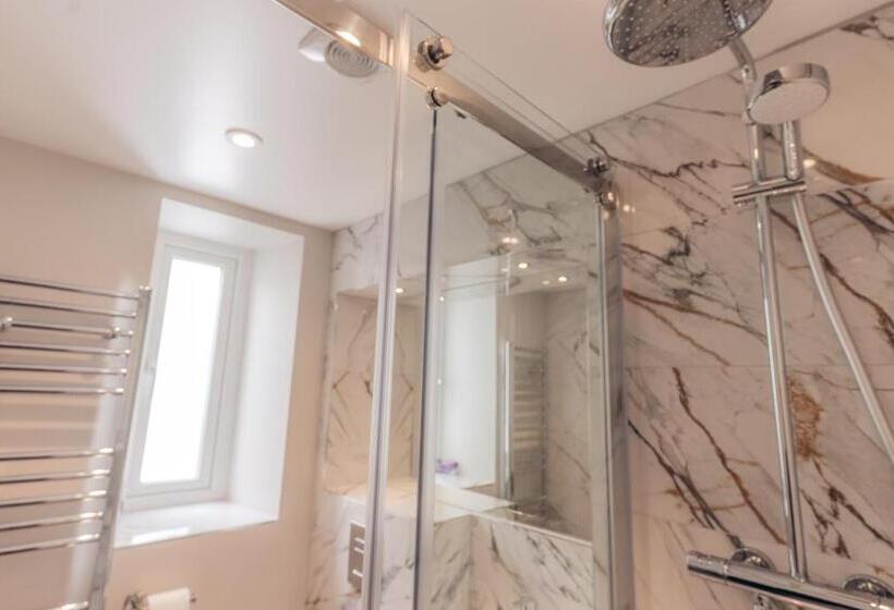 住宿加早餐 Carrick Rooms