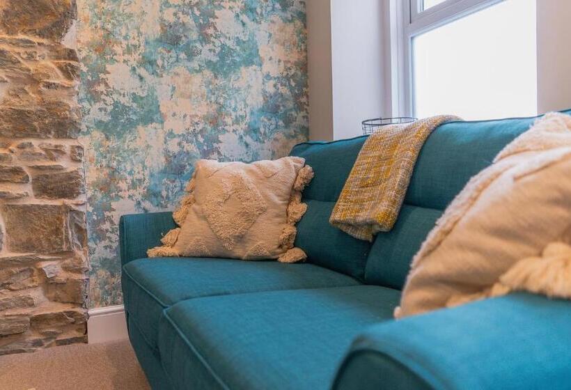 مبيت وإفطار Carrick Rooms