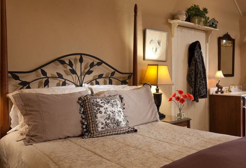 ベッドアンドブレックファースト Inn And Tavern At Meander