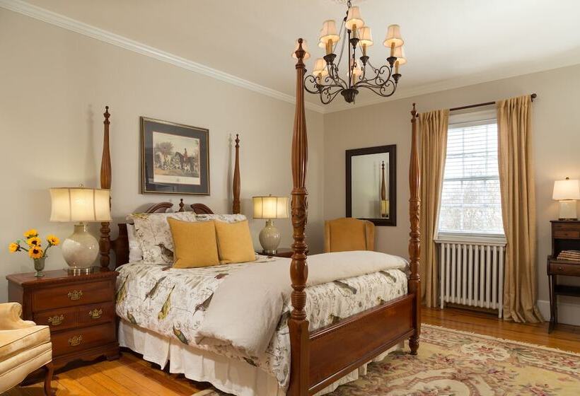 ベッドアンドブレックファースト Inn And Tavern At Meander