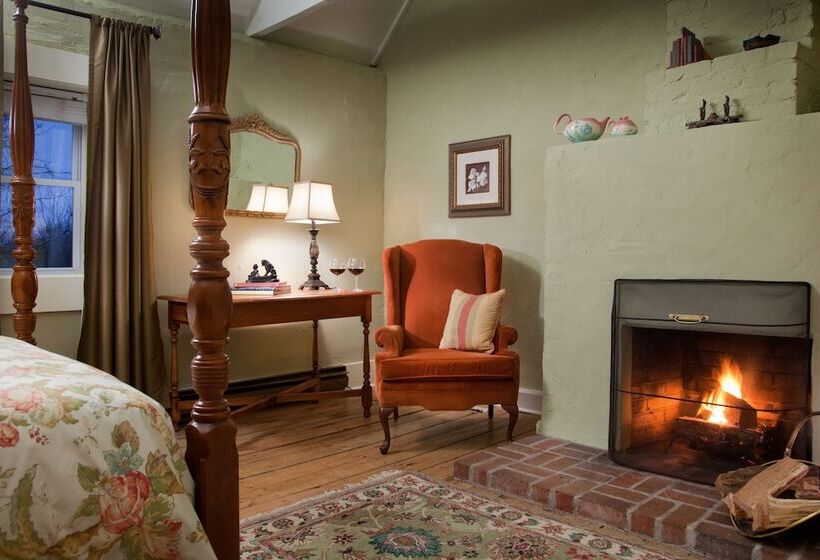 ベッドアンドブレックファースト Inn And Tavern At Meander