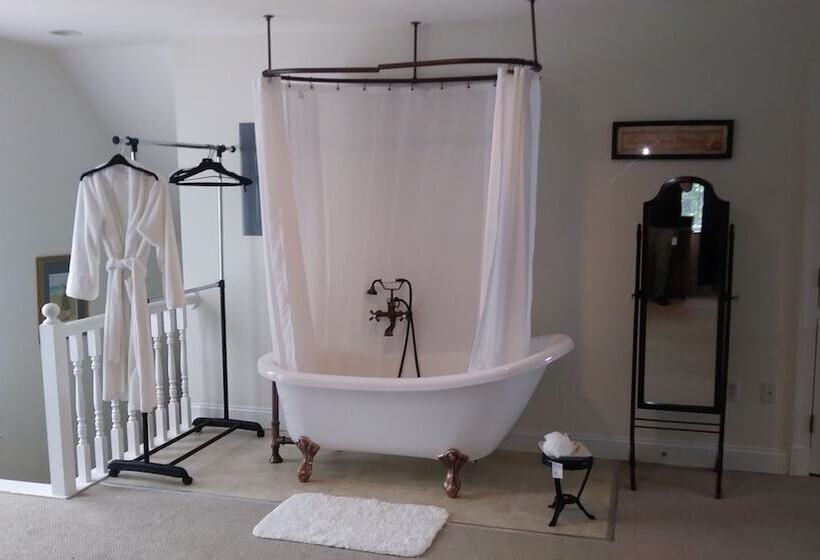 住宿加早餐  Marvels On The Creek