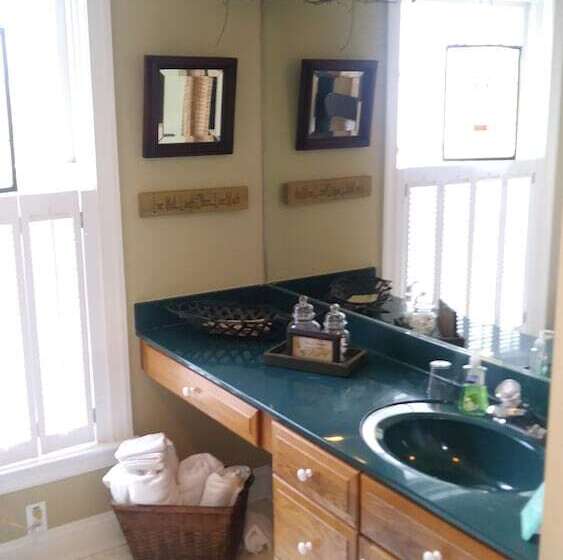 住宿加早餐  Marvels On The Creek