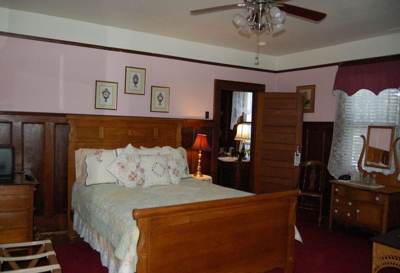 住宿加早餐  Mountain Laurel Inn