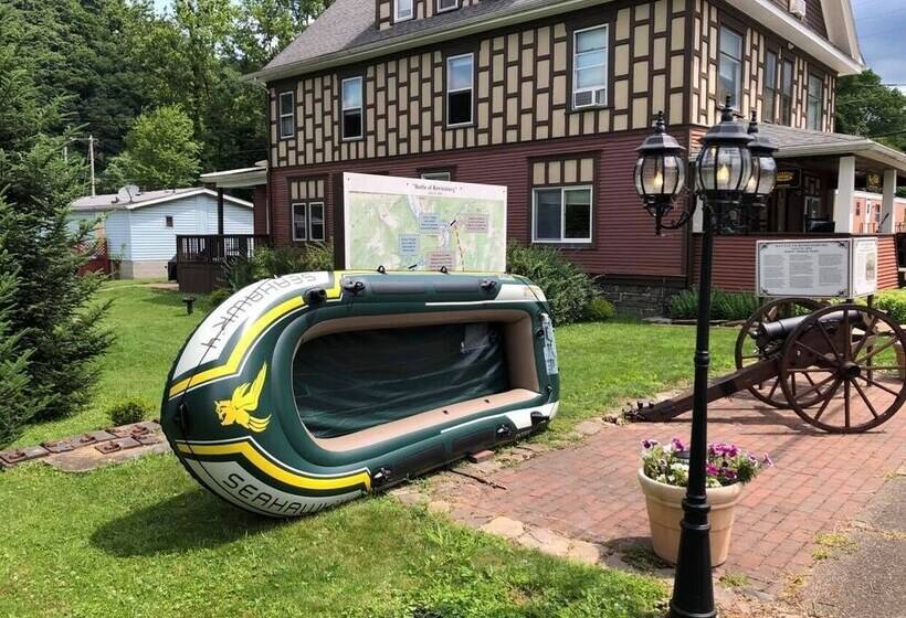 مبيت وإفطار River House Lodge