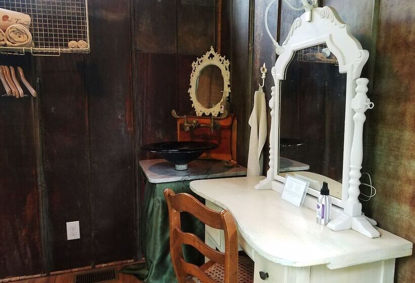 مبيت وإفطار Savannah S Meadow