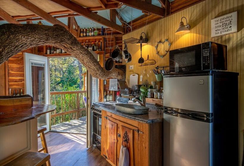 مبيت وإفطار Savannah S Meadow