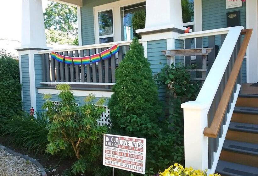 مبيت وإفطار The Alberta Petite