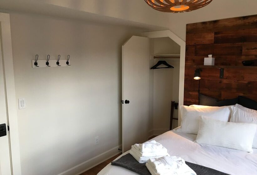 مبيت وإفطار The Alberta Petite