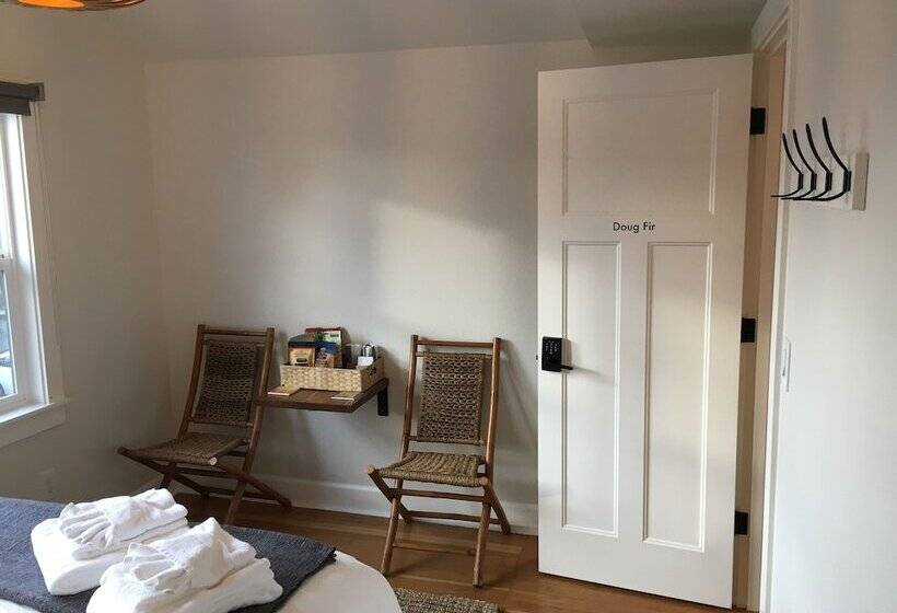 مبيت وإفطار The Alberta Petite