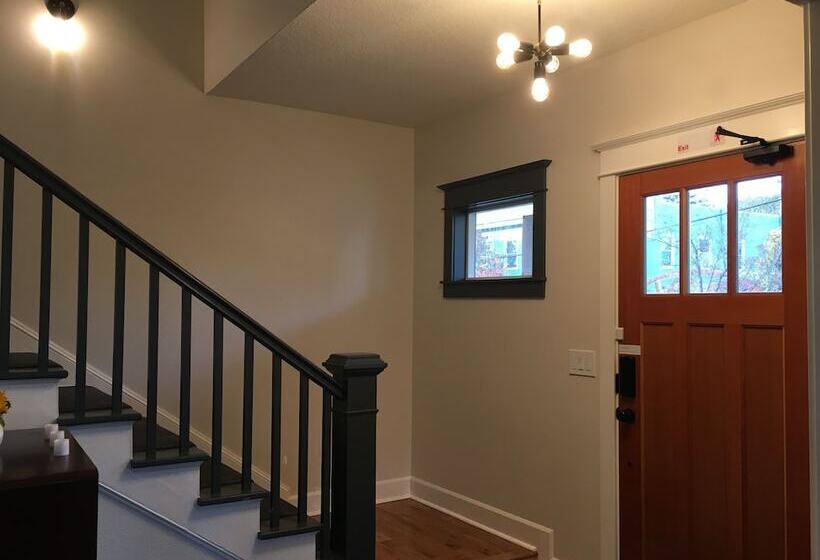 مبيت وإفطار The Alberta Petite