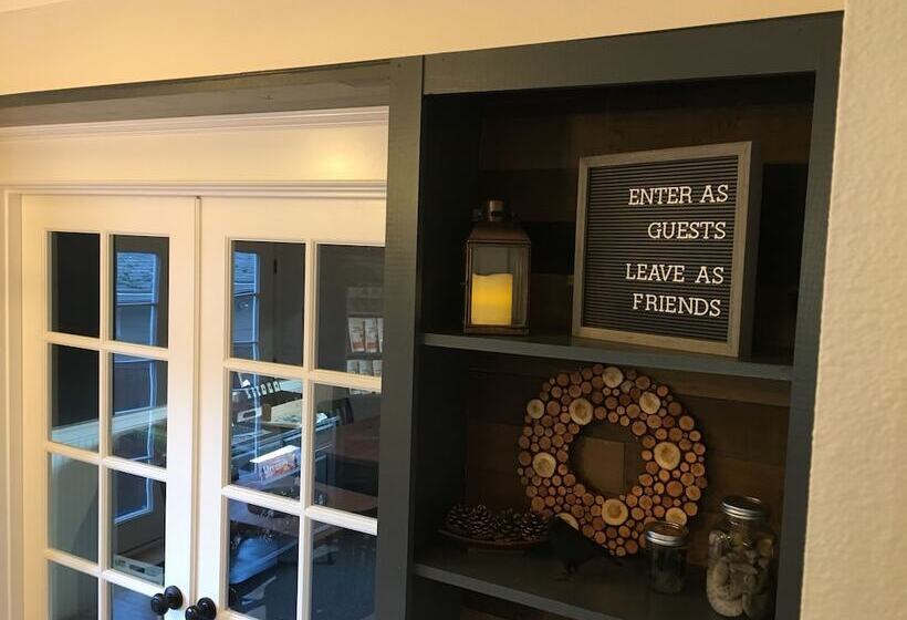 مبيت وإفطار The Alberta Petite