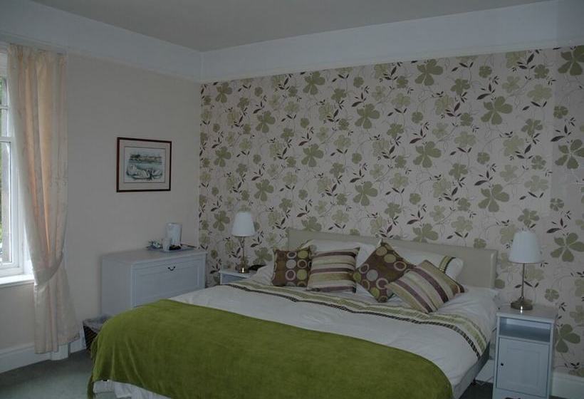 مبيت وإفطار The Estate House