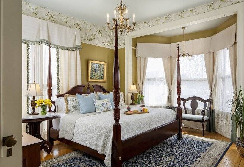 مبيت وإفطار The Lady Mary Inn